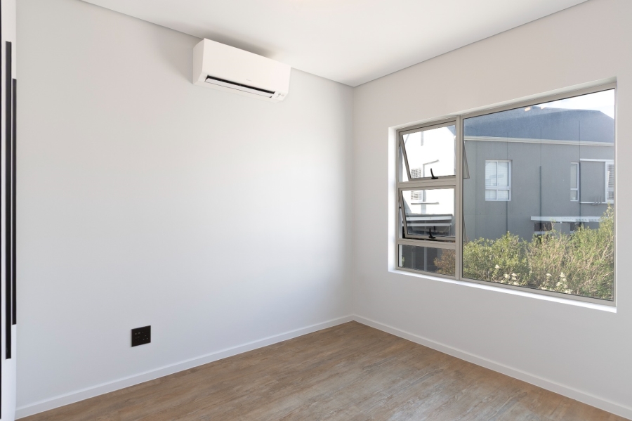 2 Bedroom Property for Sale in Somerset Lakes Western Cape